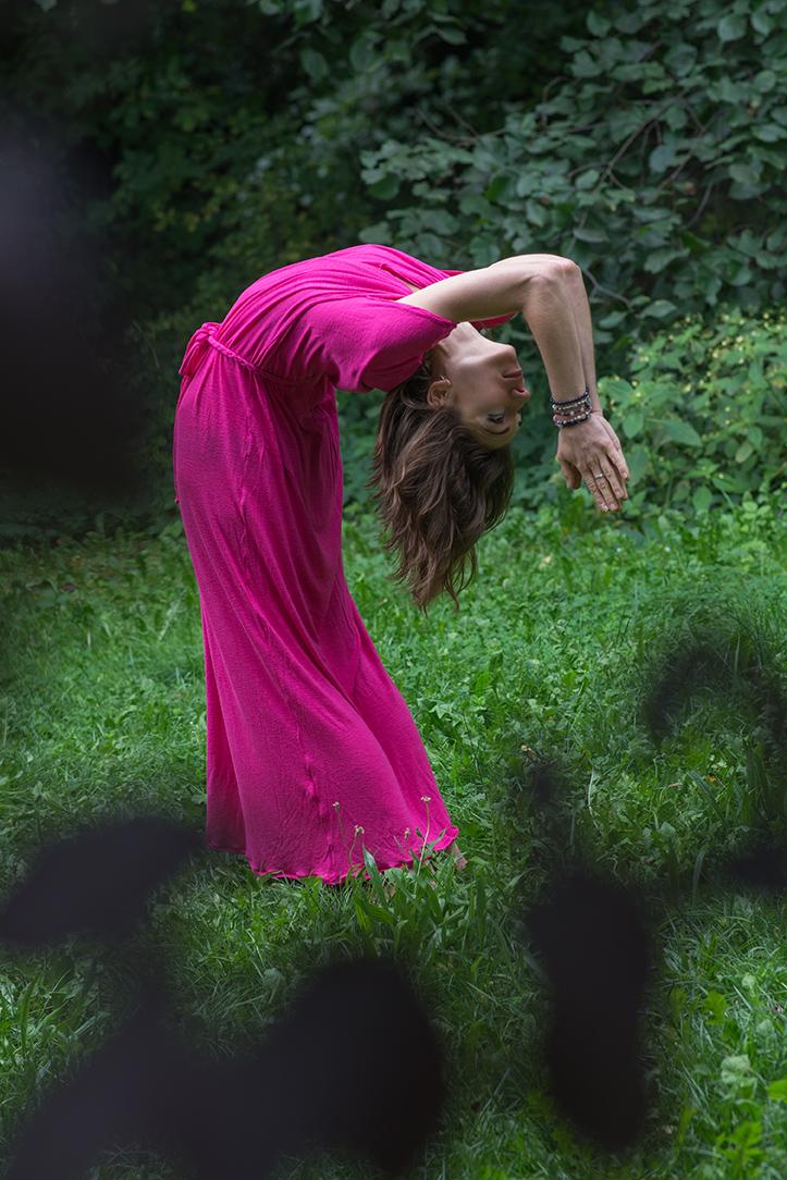 Długa Różowa Sukienka Mocy Anna Protas Fot: Daria Olzacka, Wizaż: Justyna Lunar Make Up, Mod: Kasia Raw